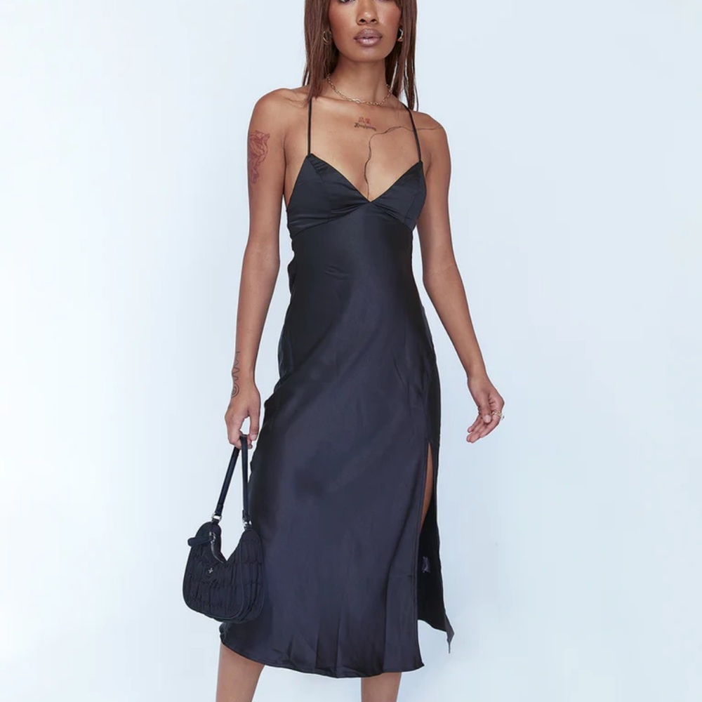 Gigi Midi Dress Black